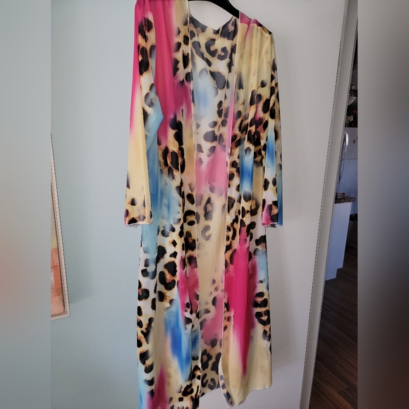 NEW NWOT No Name Brand Plus Size Beach Coverup Open Colorful Animal Print Sz XXL - Picture 2 of 4